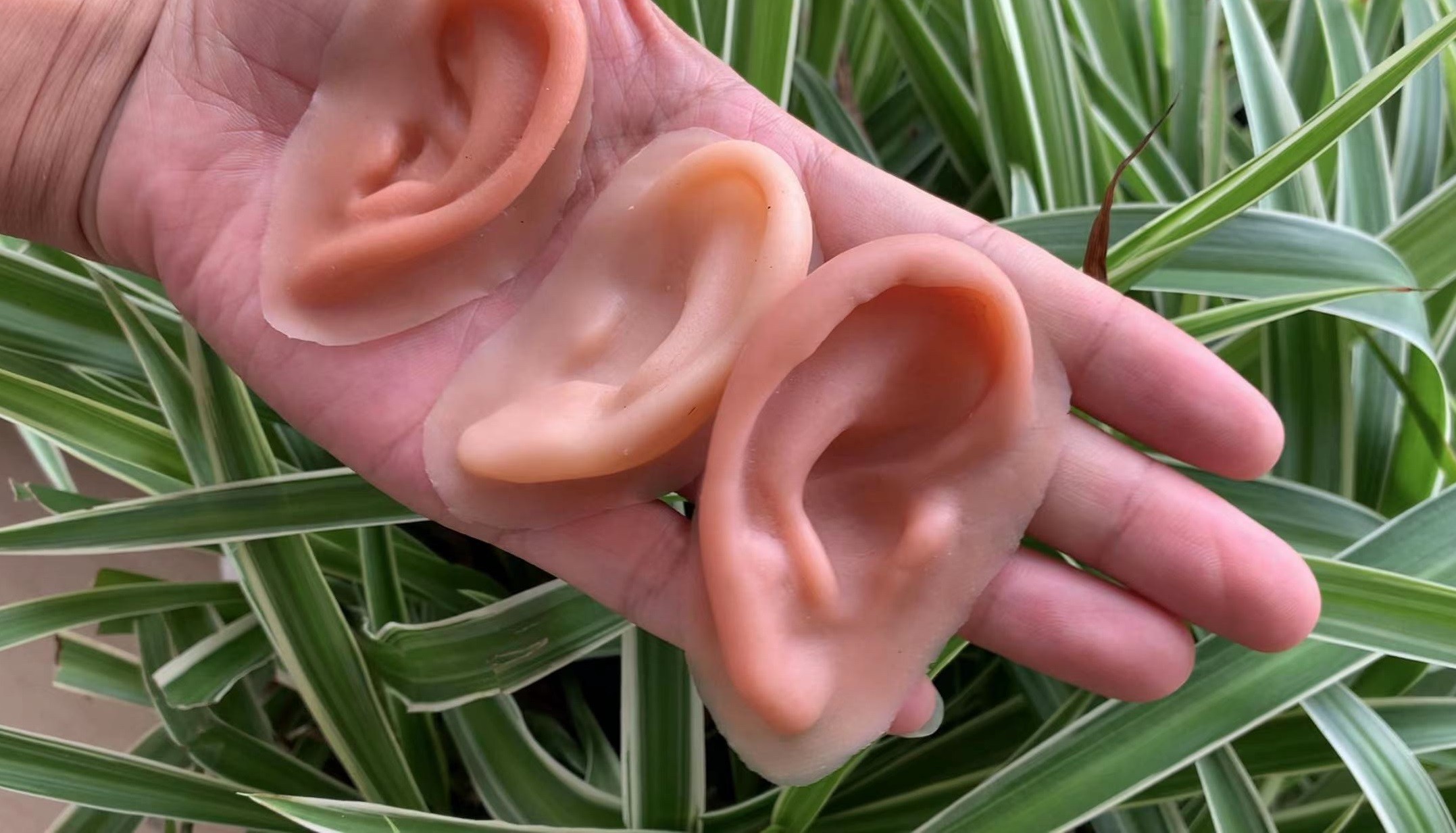 人體硅膠原料什么硬度比較好？