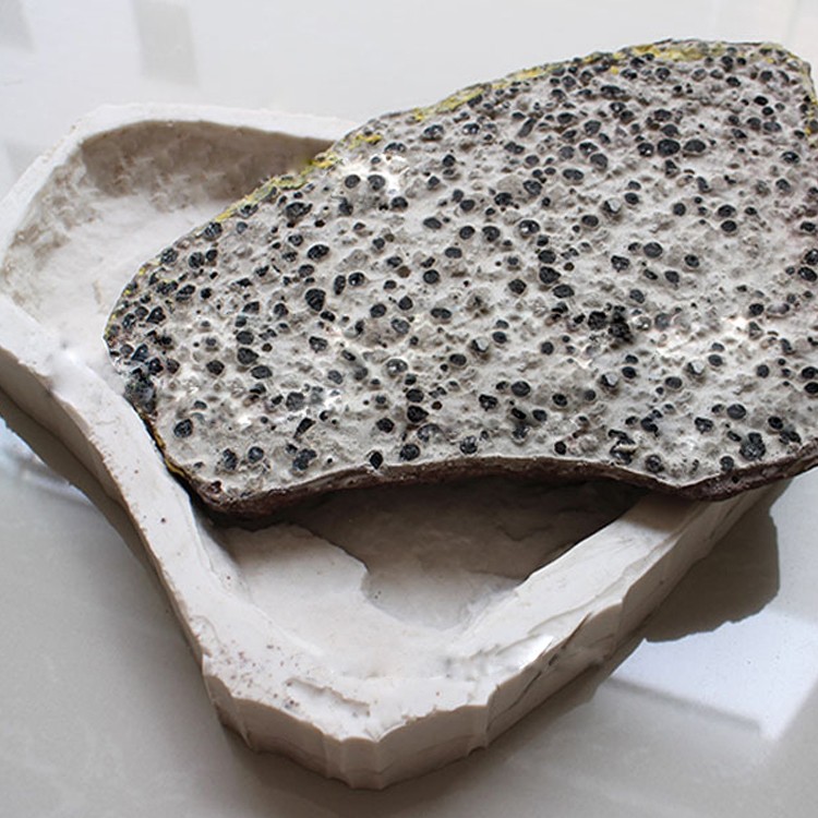 人造文化石硅膠模具為什么會(huì)開裂？