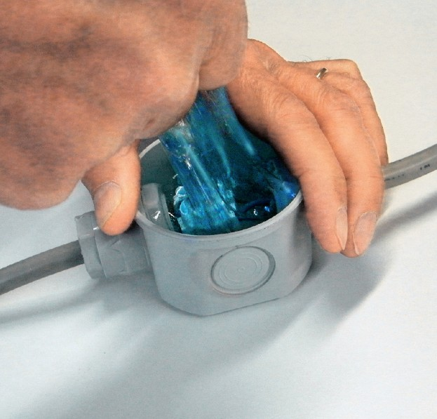 模具硅膠低溫包膠工藝是什么？