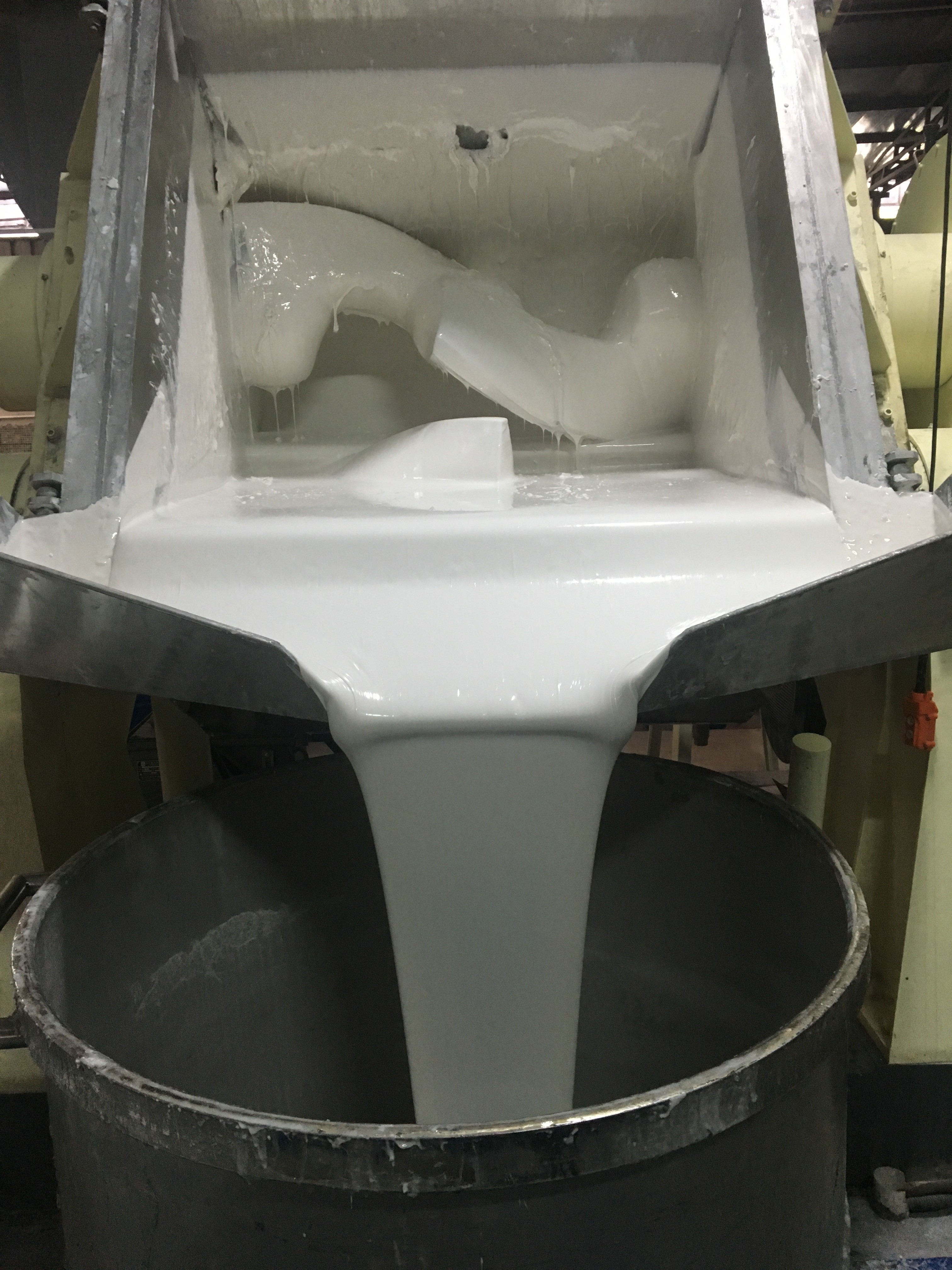 液態(tài)硅膠模具的設(shè)計(jì)需要考慮哪些問題呢？